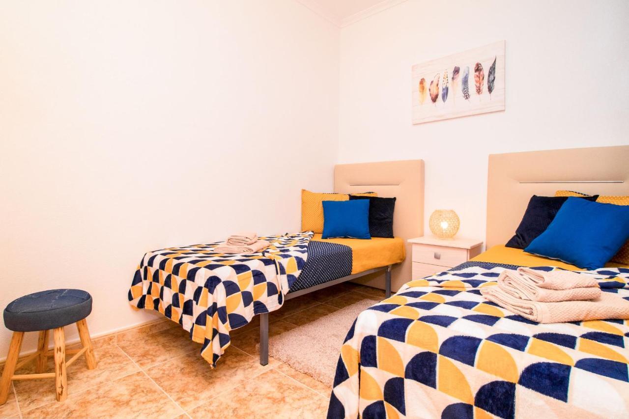 Apartamento Victoria Playa Torrevieja Exterior foto